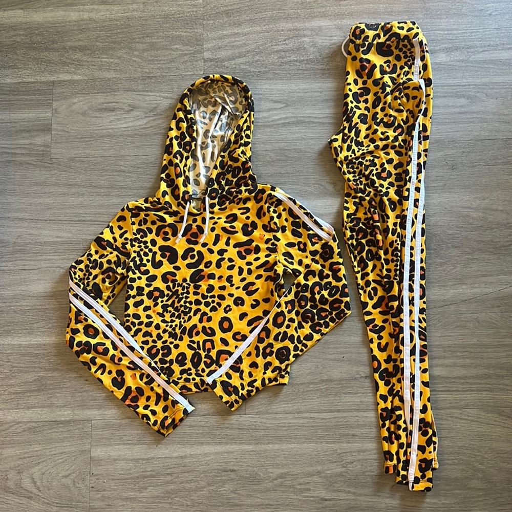 CHEETAH MATCHING SET